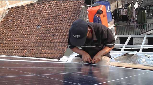 teknisi handal Creative Photovoltaic System